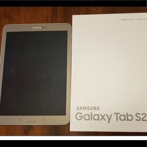 Gold Samsung s2 tablet